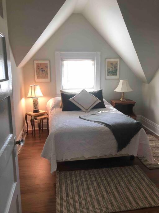 Redefined Alchemy - Bright, Eclectic, Pretty Apt 3E Little Falls Exteriér fotografie