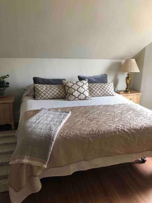 Redefined Alchemy - Bright, Eclectic, Pretty Apt 3E Little Falls Exteriér fotografie
